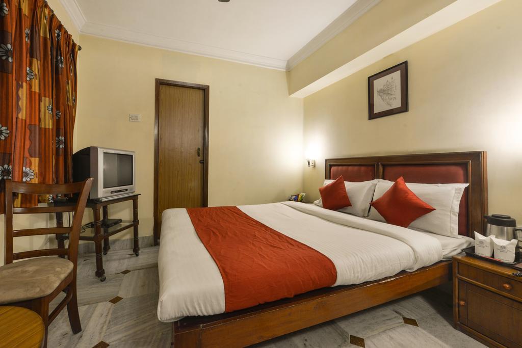 Hotel Camac Plaza Kalkutta Zimmer foto